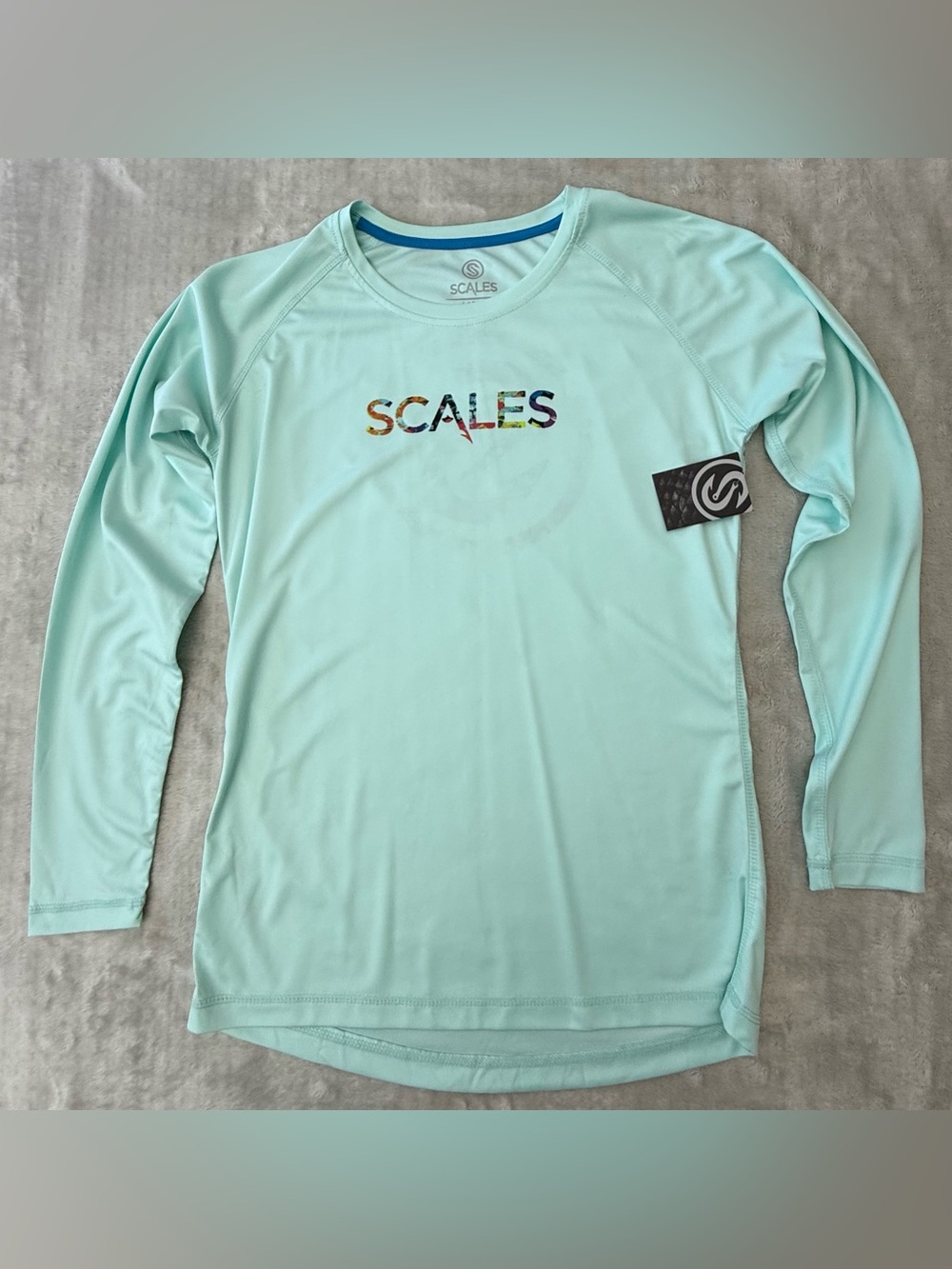NWT Scales Gear Women's PRO Performance Tropical Scales Shirt Seafoam Size L